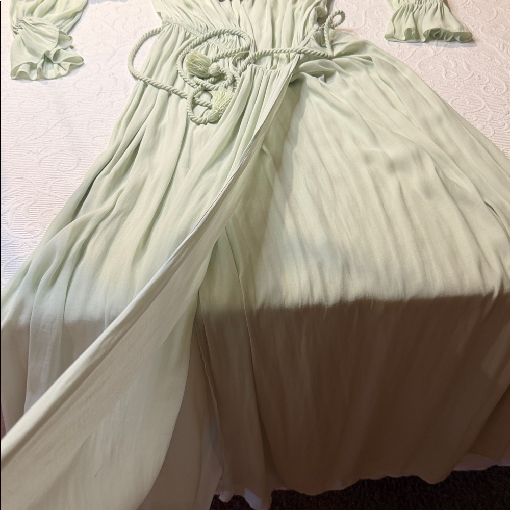 Forever 21 Off Shoulder Seafoam Maxi Dress Small Sheer Wrap NWT - Picture 14 of 14